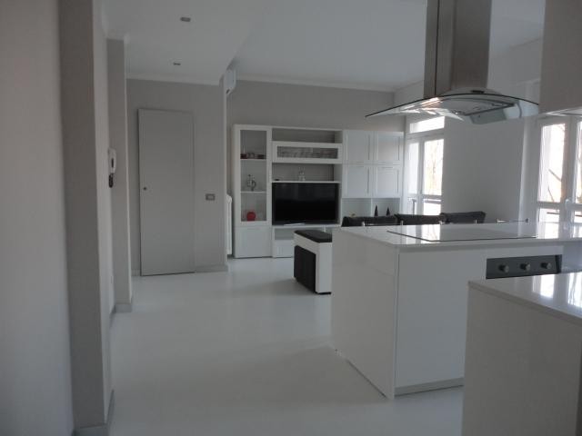 Centro-due locali ristrutturato a nuovo